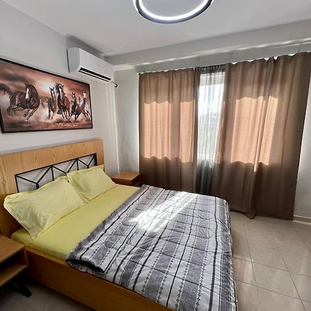 Apartment In Skanderbeg Square - Tirana Center 2 Exterior photo