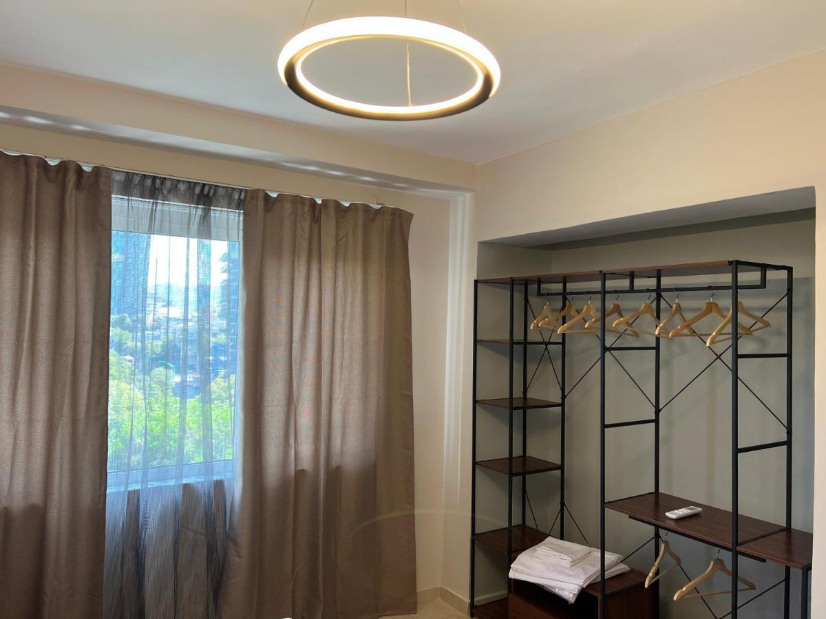 Apartment In Skanderbeg Square - Tirana Center 2 Exterior photo