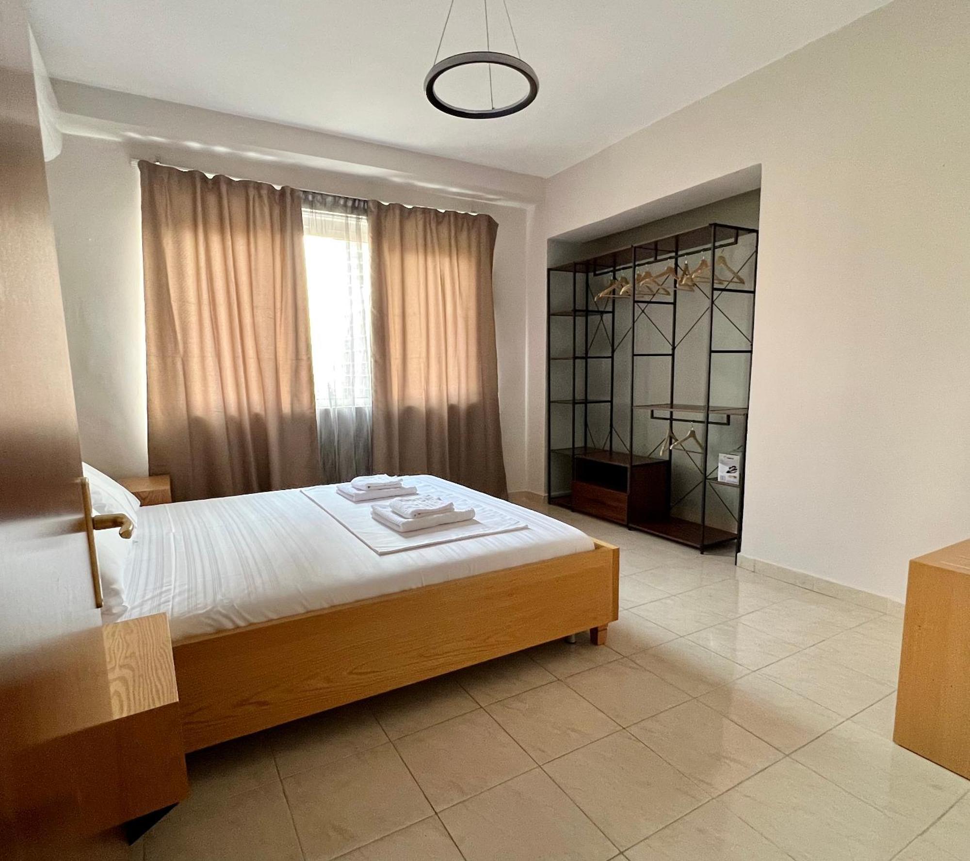 Apartment In Skanderbeg Square - Tirana Center 2 Exterior photo